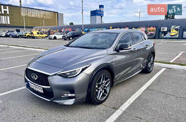 Хетчбек Infiniti Q30 2016 в Києві