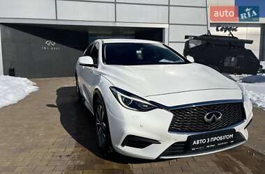 Хетчбек Infiniti Q30 2017 в Києві