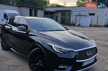 Хетчбек Infiniti Q30 2016 в Калуші