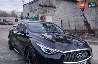 Хэтчбек Infiniti Q30 2016 в Калуше
