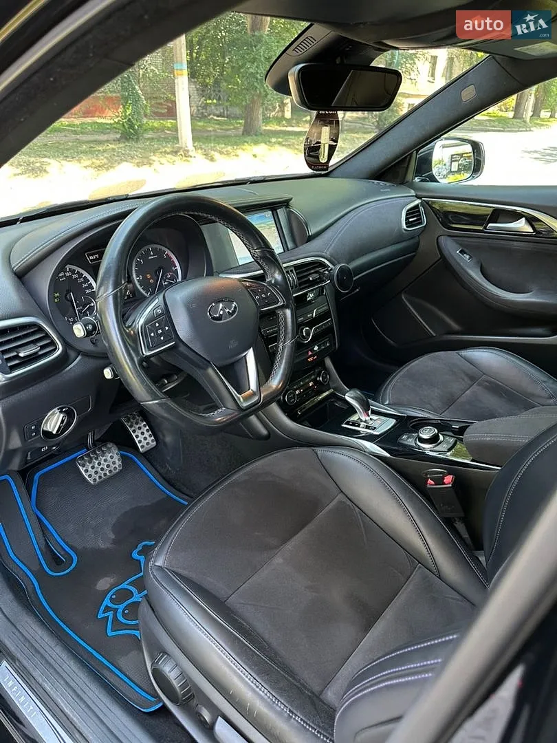 2016 Infiniti Q30 - мініатюра 16