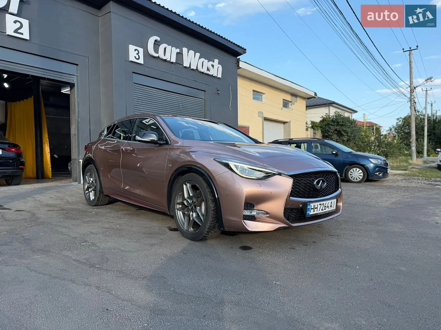 2016 Infiniti Q30 - фото 1