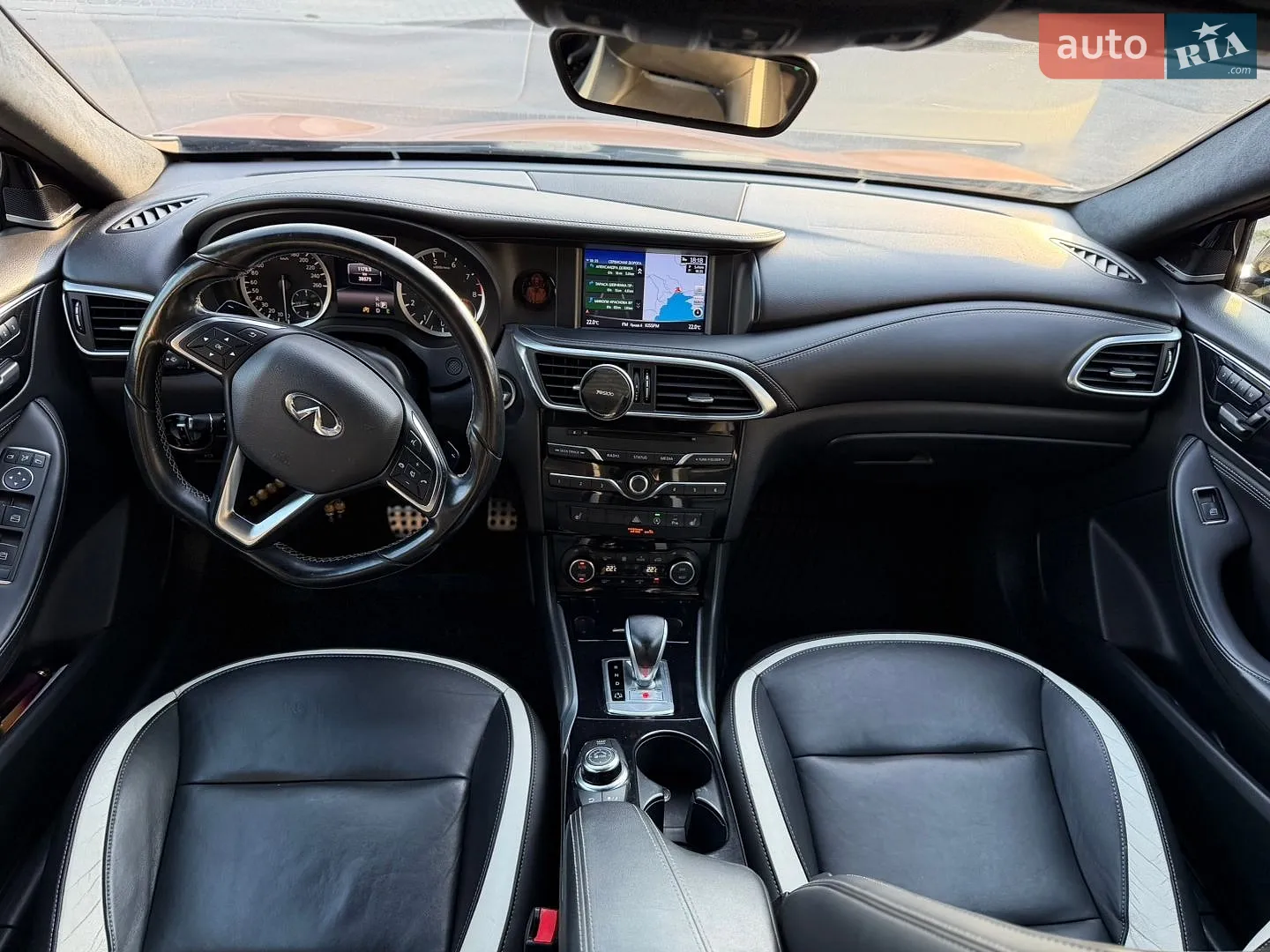 2016 Infiniti Q30 - мініатюра 12