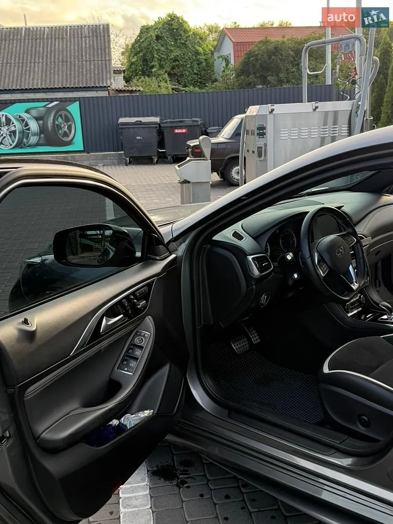 2018 Infiniti Q30 - мініатюра 13