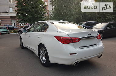 Седан Infiniti Q50 2017 в Киеве