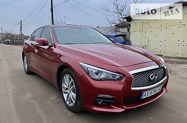 Infiniti Q50 2015