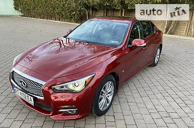 Седан Infiniti Q50 2014 в 