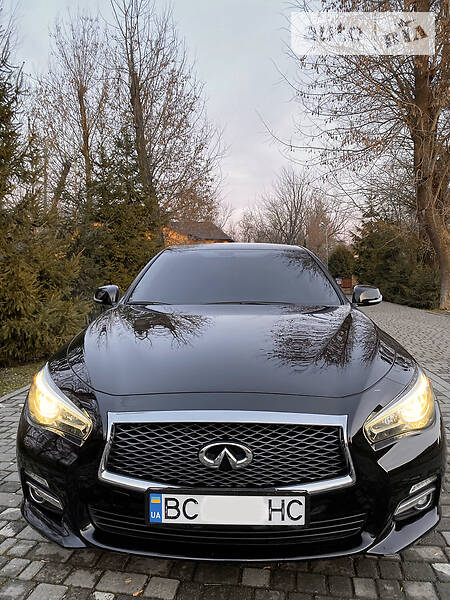 Седан Infiniti Q50 2017 в Львові