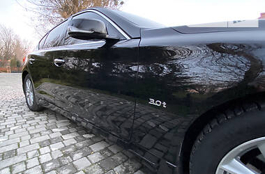 Седан Infiniti Q50 2017 в 