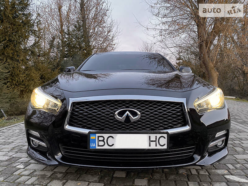 Седан Infiniti Q50 2017 в Львові