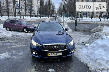 Седан Infiniti Q50 2016 в Киеве