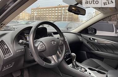 Седан Infiniti Q50 2016 в Киеве