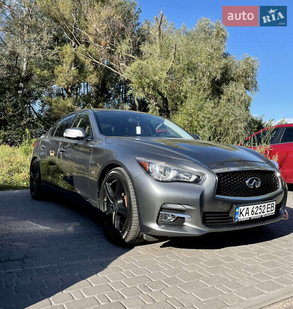 Седан Infiniti Q50 2016 в Киеве