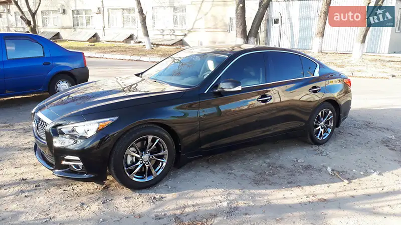 Infiniti Q50