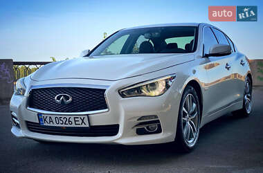 Infiniti Q50 2015