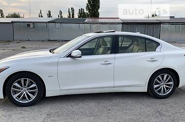 Седан Infiniti Q50 2016 в Виннице