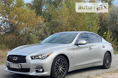 Седан Infiniti Q50 2017 в Днепре