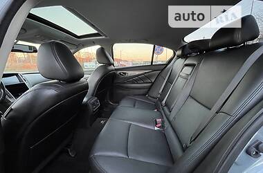 Седан Infiniti Q50 2014 в Полтаві