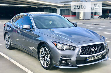 Седан Infiniti Q50 2013 в Киеве