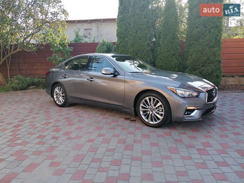 Седан Infiniti Q50 2020 в Львове