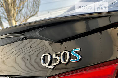 Седан Infiniti Q50 2014 в Днепре
