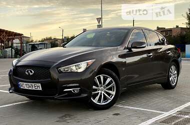 Infiniti Q50 2015