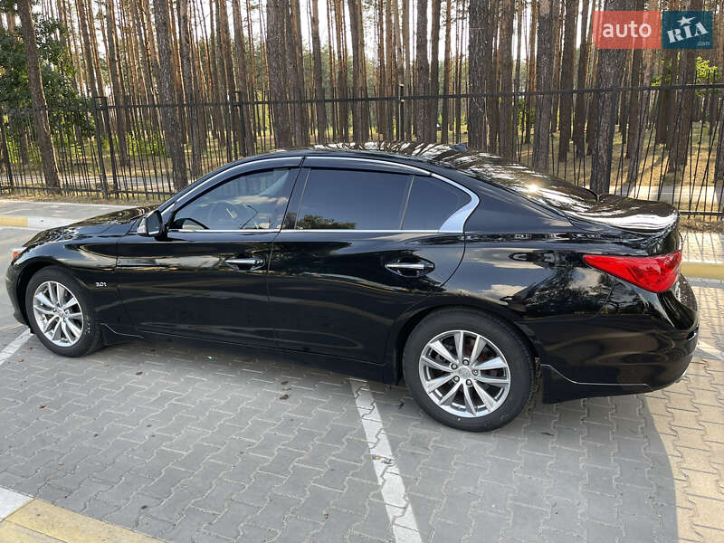 Седан Infiniti Q50 2016 в Києві