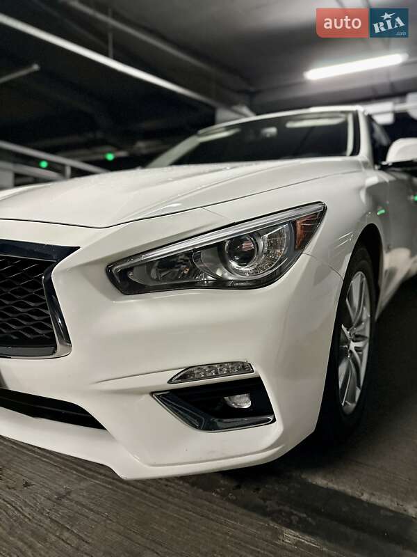 Седан Infiniti Q50 2018 в Одессе