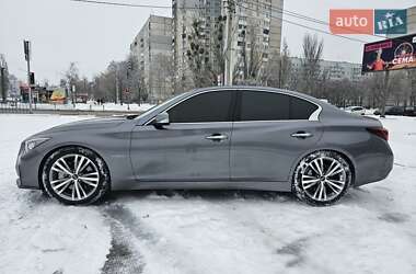 Седан Infiniti Q50 2017 в Чутове