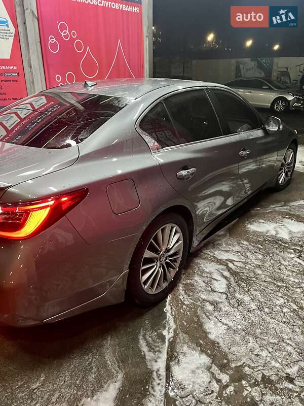 Седан Infiniti Q50 2018 в Киеве