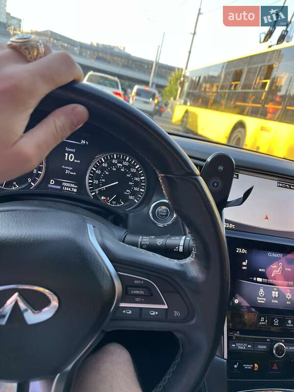 Седан Infiniti Q50 2018 в Киеве