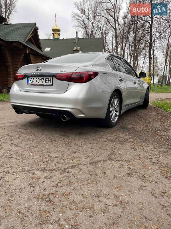 Седан Infiniti Q50 2017 в Киеве