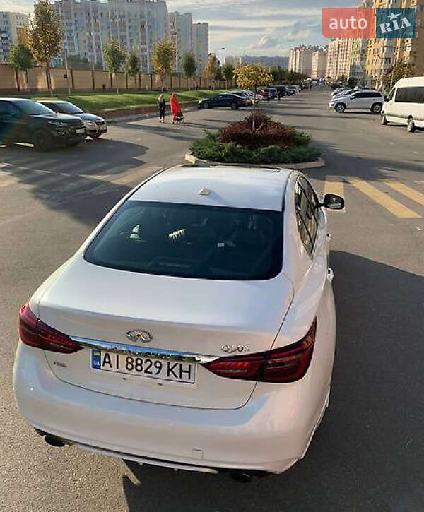 Седан Infiniti Q50 2017 в Киеве