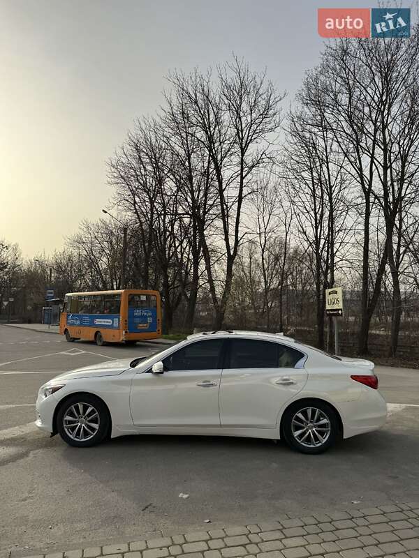 Седан Infiniti Q50 2013 в Івано-Франківську фото 6 Седан Infiniti Q50 2013 в Івано-Франківську