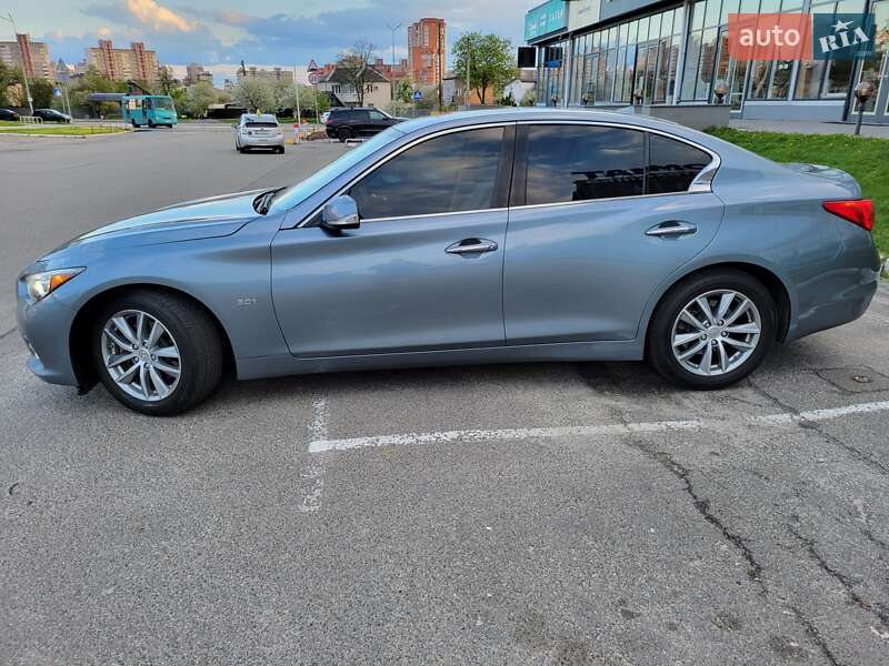 Седан Infiniti Q50 2016 в Киеве