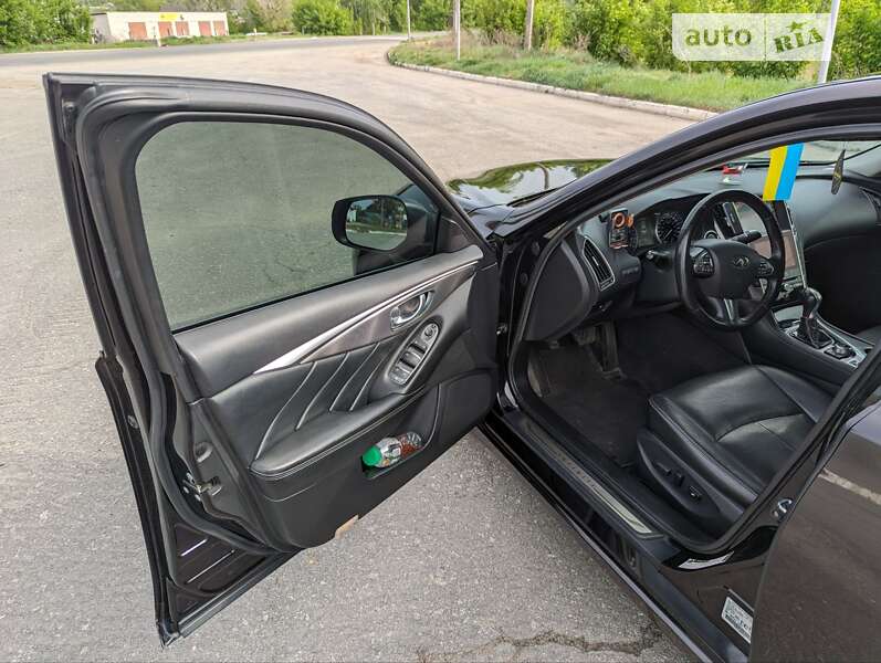 Седан Infiniti Q50 2015 в Харькове