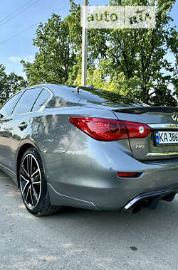 Седан Infiniti Q50 2013 в Киеве