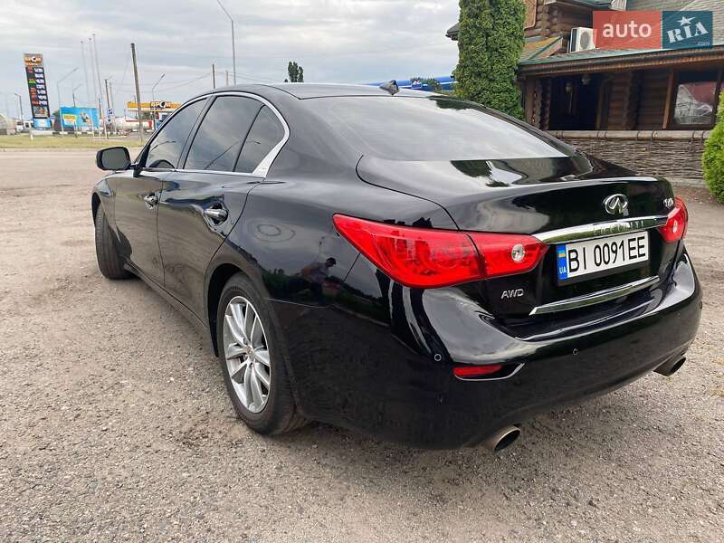 Седан Infiniti Q50 2015 в Киеве фото 11 Седан Infiniti Q50 2015 в Киеве