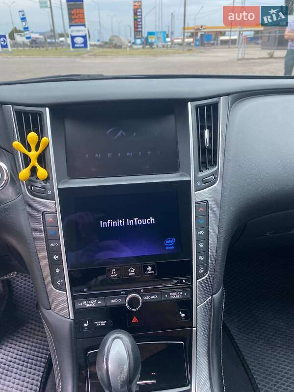 Седан Infiniti Q50 2015 в Киеве фото 38 Седан Infiniti Q50 2015 в Киеве