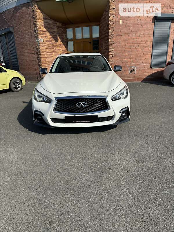 Седан Infiniti Q50 2018 в Києві