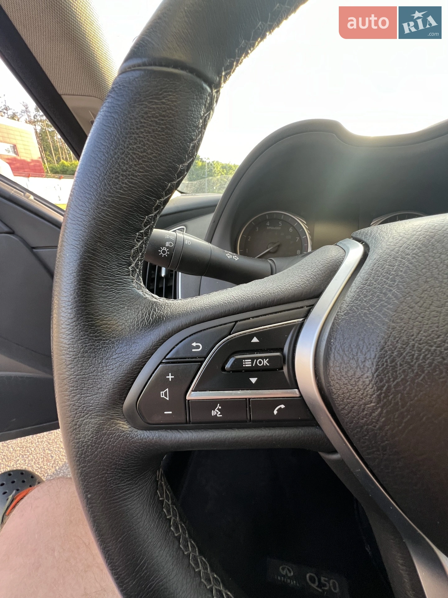 2017 Infiniti Q50 - мініатюра 13