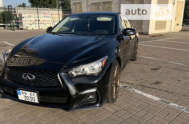 Седан Infiniti Q50 2015 в Киеве