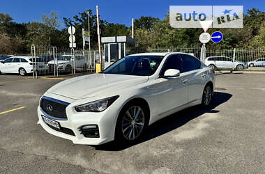 Седан Infiniti Q50 2016 в Киеве