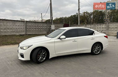 Седан Infiniti Q50 2014 в Софіївській Борщагівці