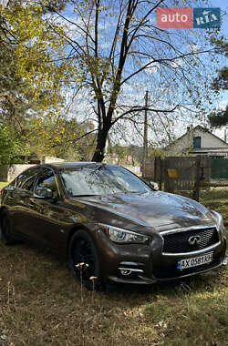 Седан Infiniti Q50 2017 в 