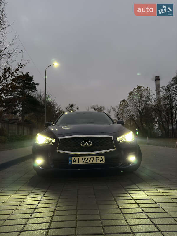 Седан Infiniti Q50 2016 в Києві