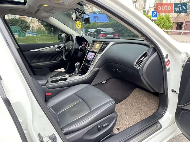Седан Infiniti Q50 2014 в Києві фото 12 Седан Infiniti Q50 2014 в Києві
