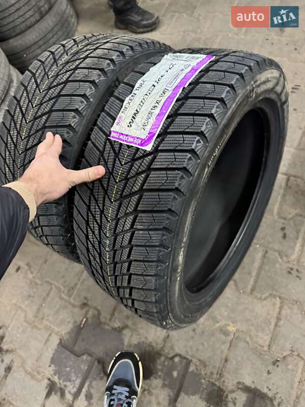 Седан Infiniti Q50 2017 в Хмельницком фото 51 Седан Infiniti Q50 2017 в Хмельницком