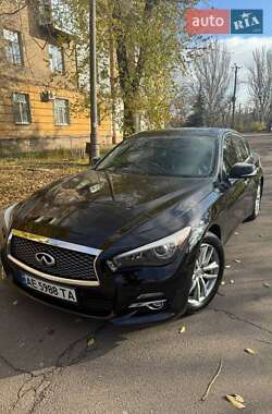 Седан Infiniti Q50 2016 в Кривому Розі