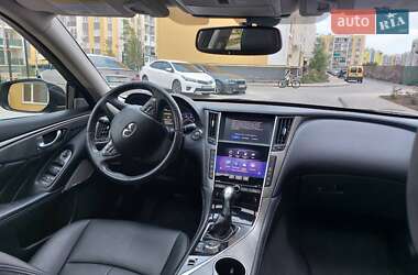 Седан Infiniti Q50 2016 в 